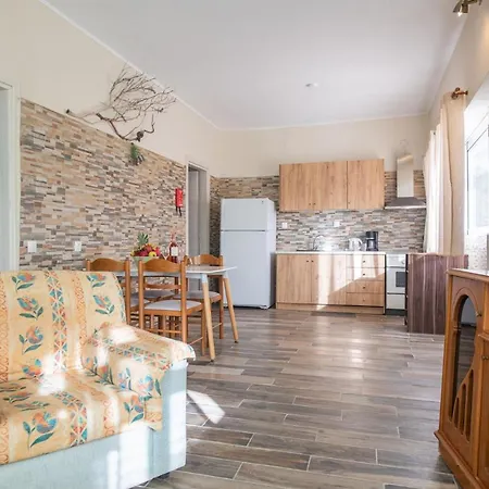 Βίλα Stelios Stone House Sinarades