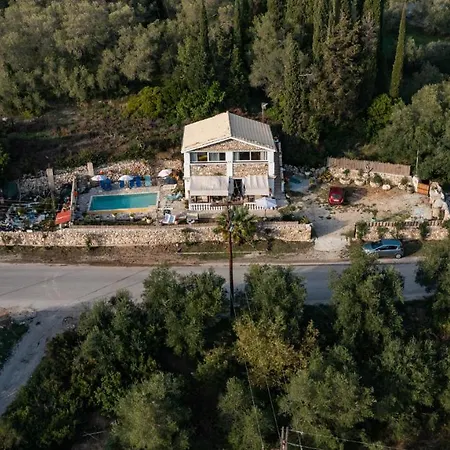 Βίλα Stelios Stone House Sinarades Κουραμάδες
